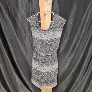 Super cute short sleeve mini    summer dress w/ pockets size women's small